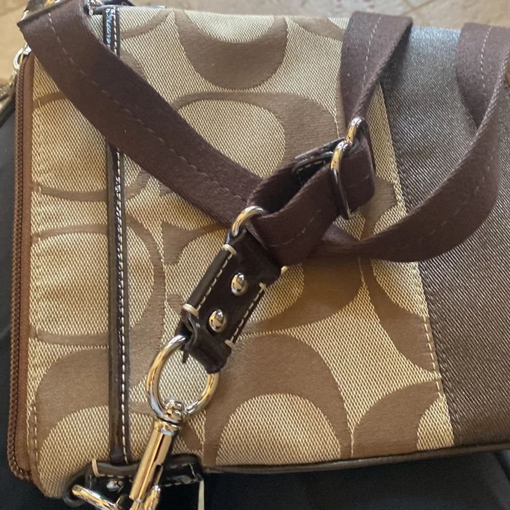 Coach (authentic) crossbody travel bag